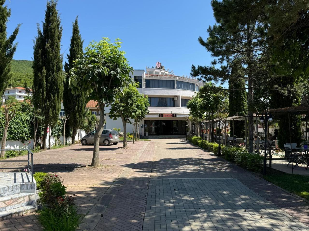Sirena Hotel Tushemisht Exterior foto